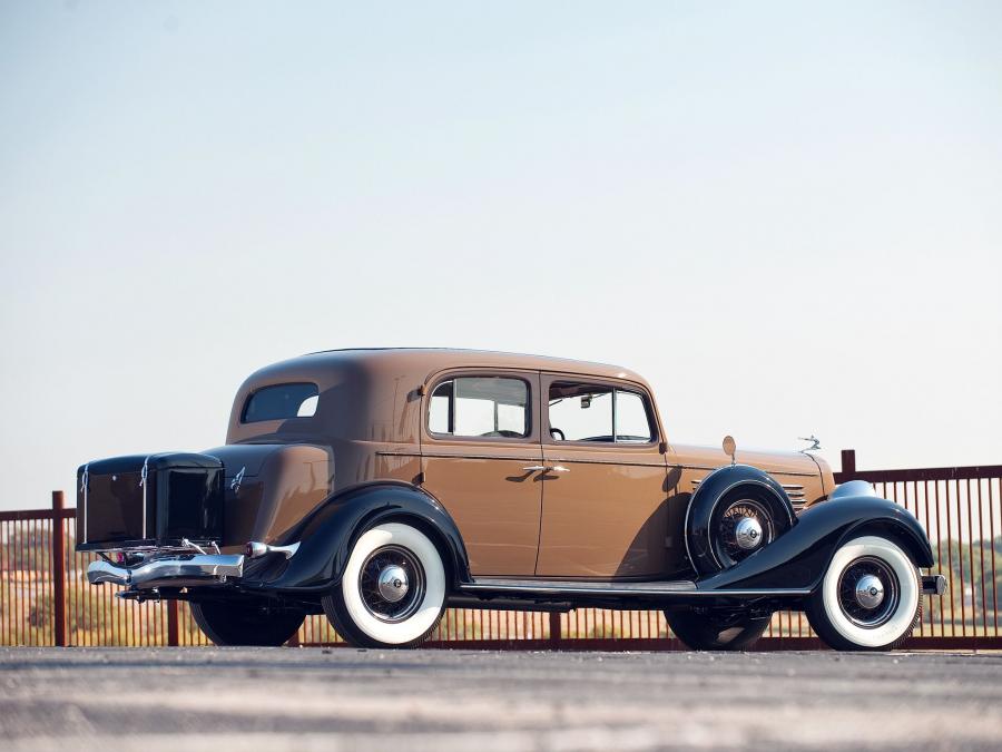  Buick Series 90 Club Sedan 1934 года  (фото 6 из 24)